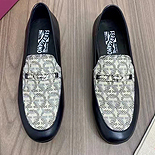 󰡸                LP7451-1
