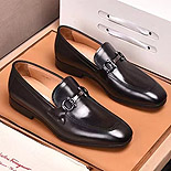 󰡸          LP7152-1