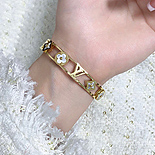 ̺          SY9164