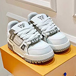 ̺  YF4981