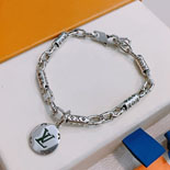 ̺    SY32811
