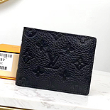 ̺             M69037